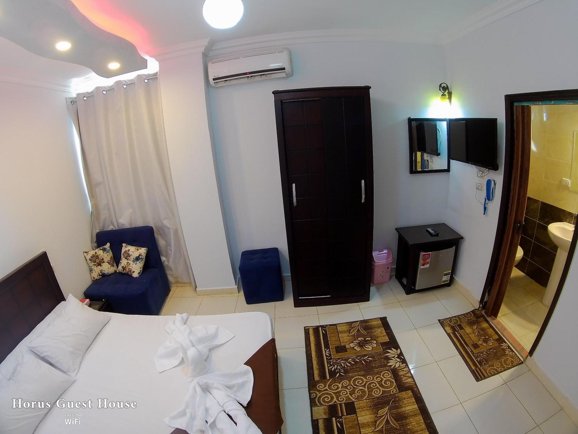 Horus Guest House Pyramids View Kafret el-Gabal Extérieur photo